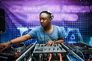 Shimza – Live from Cafe Del Mar Ibiza (August 23 2018)