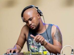 KnightSA89 – Deeper Soulful Sounds Vol. 76 (2Hrs Rooftop MidTempo Mix)